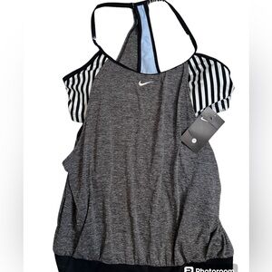‎Nike